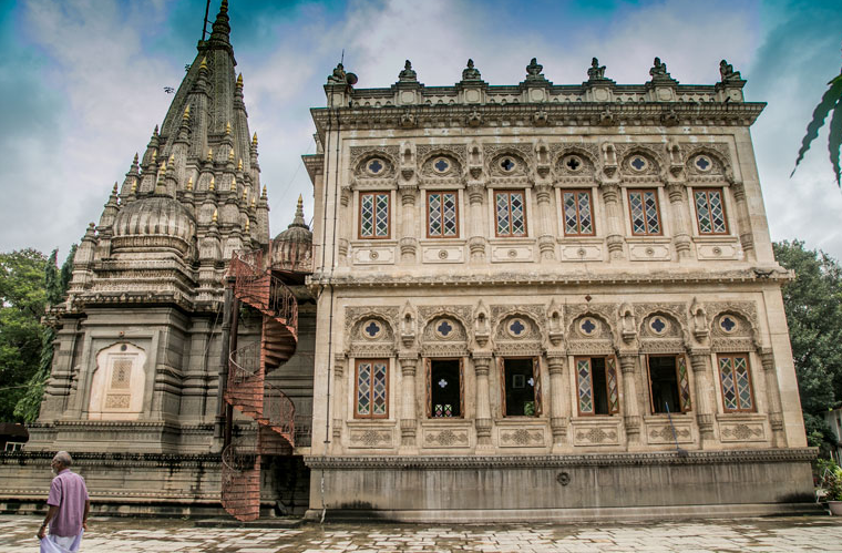 Mahadji Shinde Chhatri, Pune, Maharashtra - Vushii.com Mahadji Shinde Chhatri, Pune, Maharashtra - Vushii.com